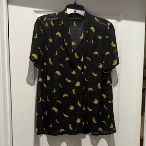 Potter's Pot Black Shirt with Yellow Banana Design